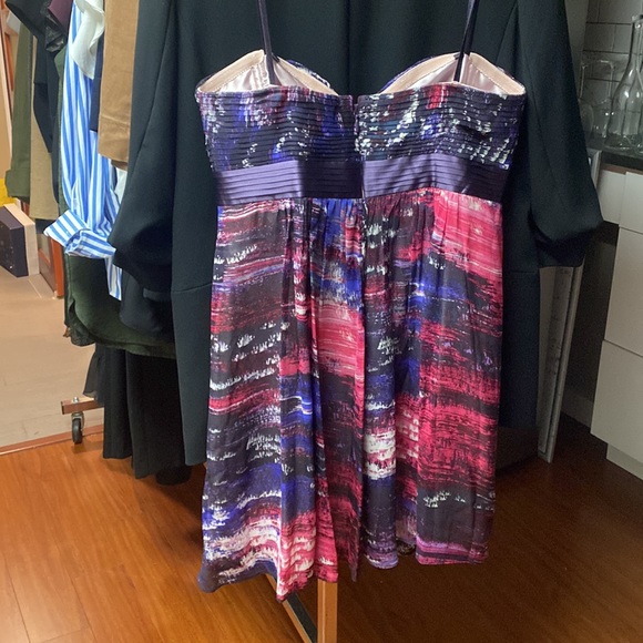 Strapless fun mini dress - Picture 3 of 3